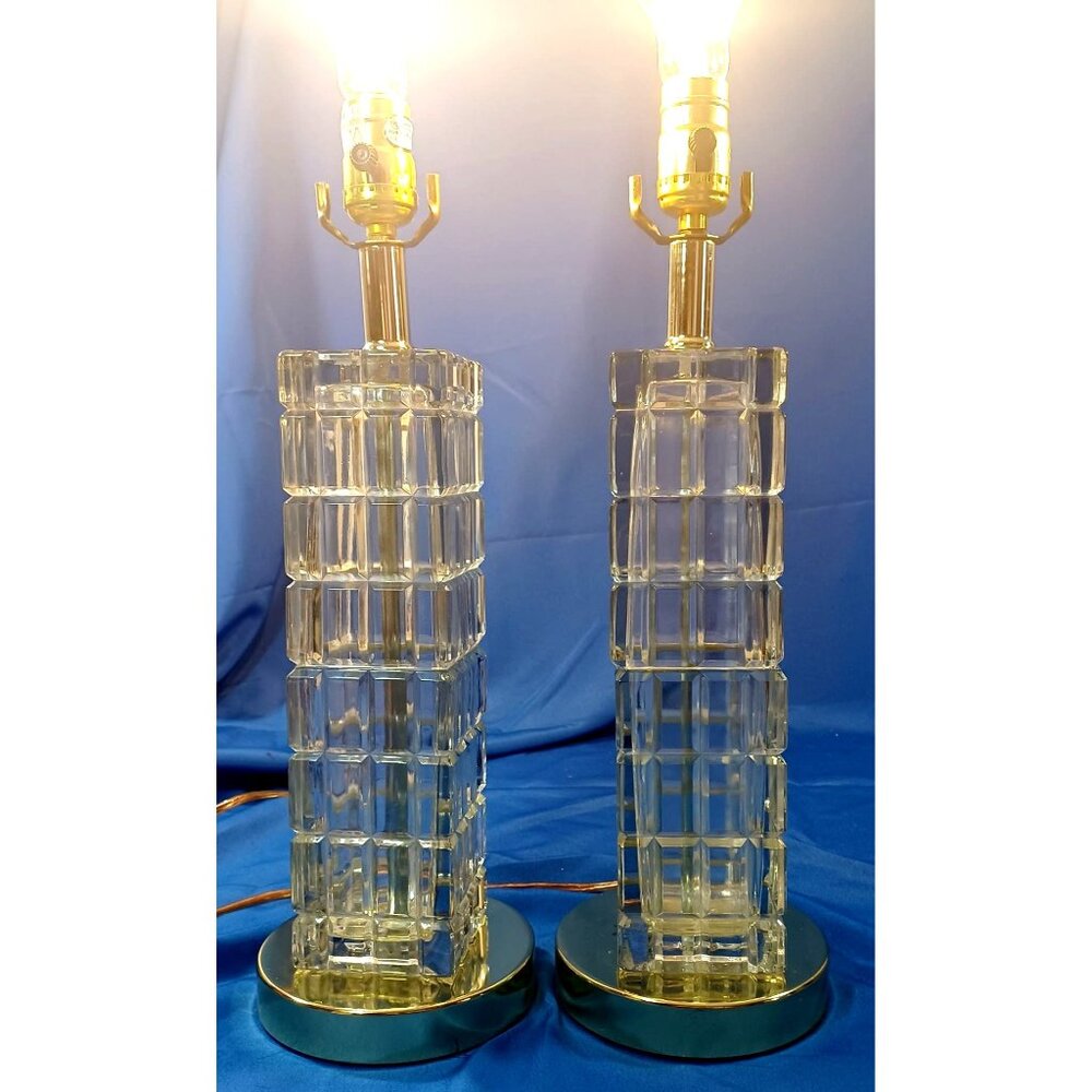 Mid Century Hollywood Regency Crystal & Brass Window Pane Cube Tower Lamps Set - Picture 3 of 13